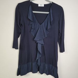 MELA PURDIE TOP/Blouse with ruffled bottom and 3/4 sleeves